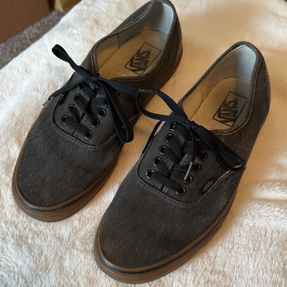 Vans Men’s Charcoal Canvas Lace-Up Sneakers